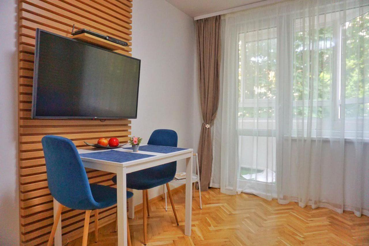 White Central Apartment Варна Екстериор снимка