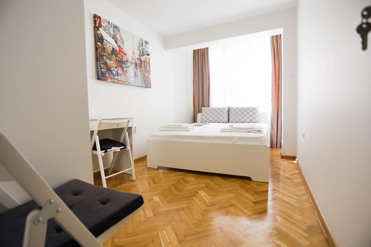 White Central Apartment Варна Екстериор снимка