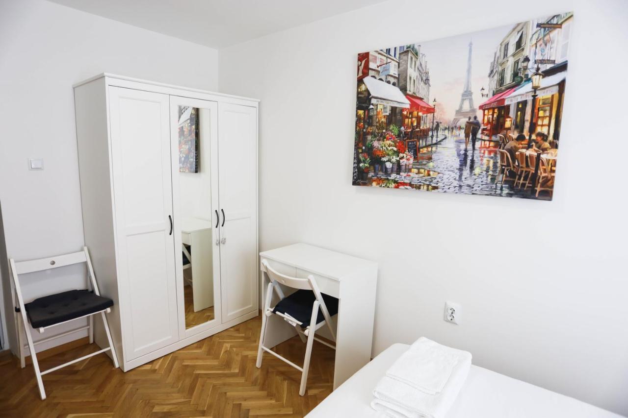 White Central Apartment Варна Екстериор снимка